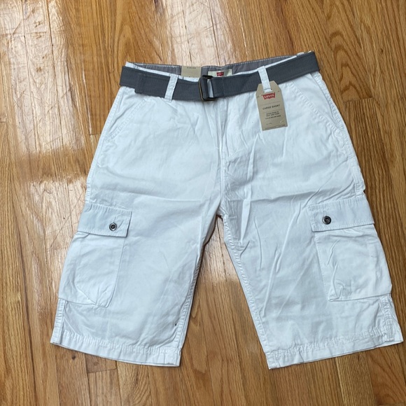 Levi’s cargo shorts - Picture 1 of 3